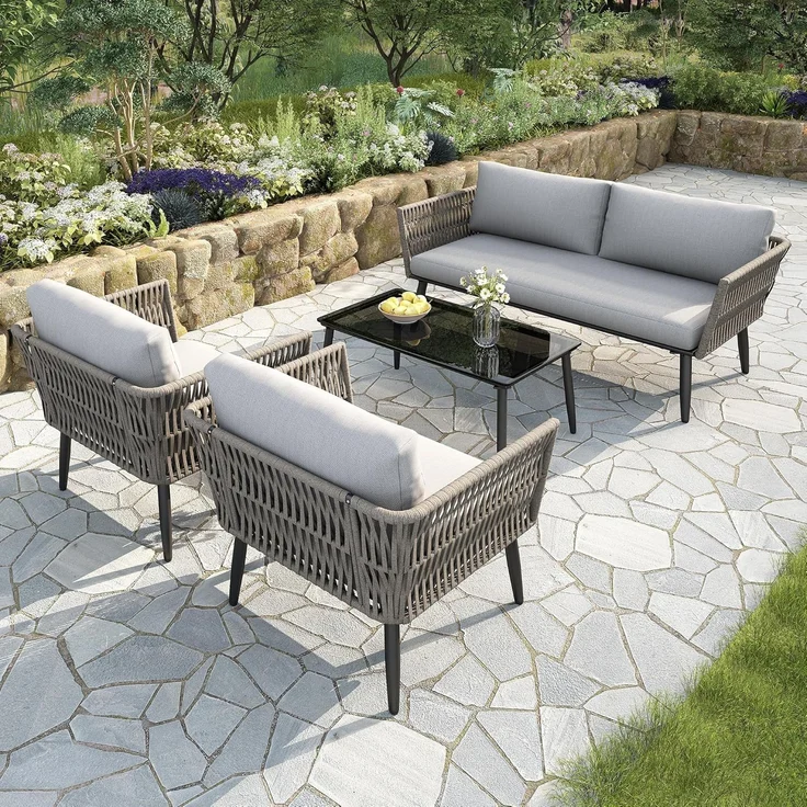 Ball & Cast Gartenmöbel Set für 4 Personen, Balkonmöbel mit 2-Sitzer Sofa, Couchtisch und 2 Sesseln, Lounge Möbel Outdoor mit Glastischplatte und Geflochtenes PE-Seil aus Wassergrasimitat, Grau – Bild 1
