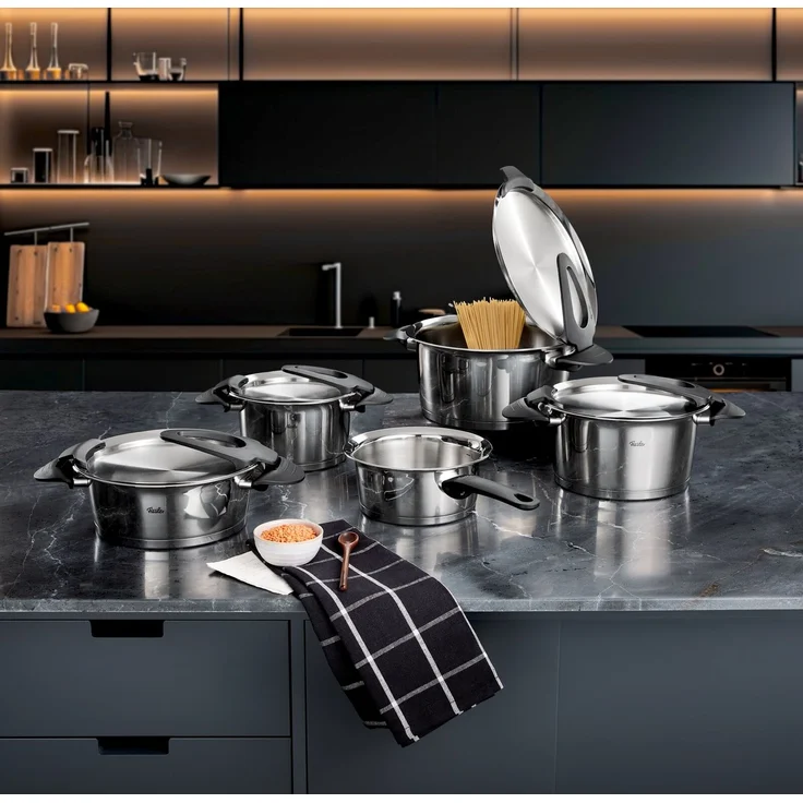 Fissler Intensa® Topf-Set 5-tlg. mit Metalldeckel und Stielkasserolle – Bild 4