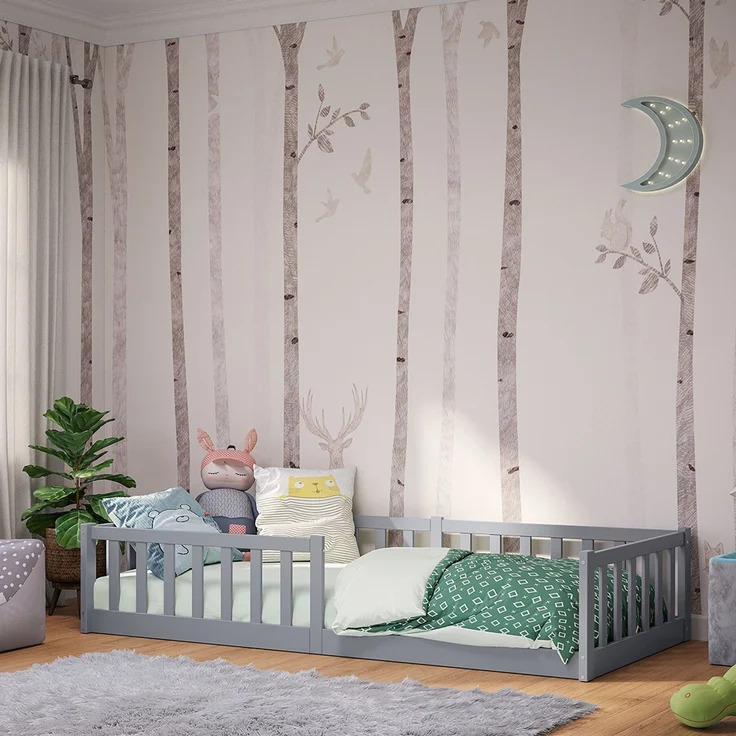 Bellabino 'Vere' Bodenbett 90x200 cm, grau, Massivholz Kiefer, Montessori Kinderbett mit Rausfallschutz und Lattenrost – Bild 1