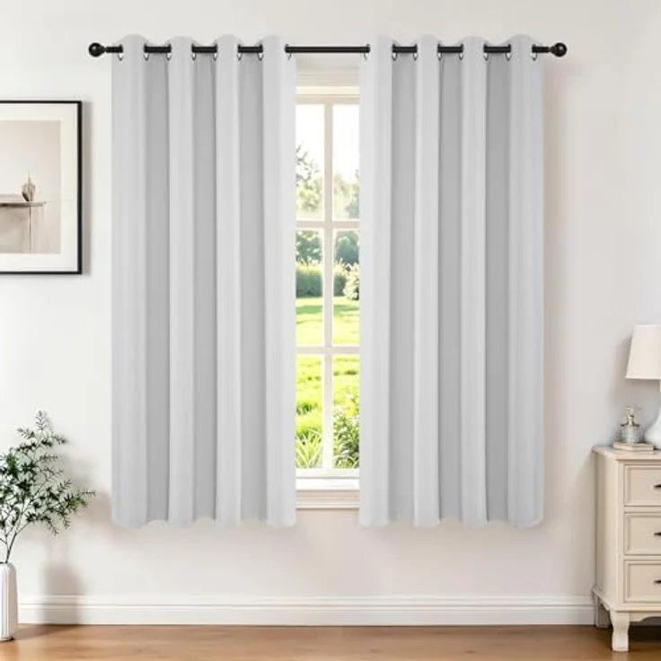 Joydeco Verdunkelungsvorhänge, 2 Paneele, thermische Isolierung, Raumverdunkelung, mit Ösen, für Wohnzimmer, Schlafzimmer, Fenster, ca. 130 x 180 cm (B x L), Grau-Weiß – Bild 1