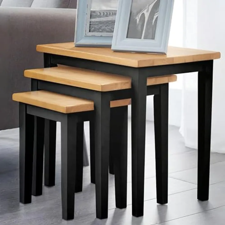 Julian Bowen Cleo Nest of Tables 3er Set, Nesting Oak Beistelltisch für Wohnzimmer, Stapelbarer Beistelltisch für kleine Räume, 46 x 48 x 33 cm - Schwarz & Eichenoptik
