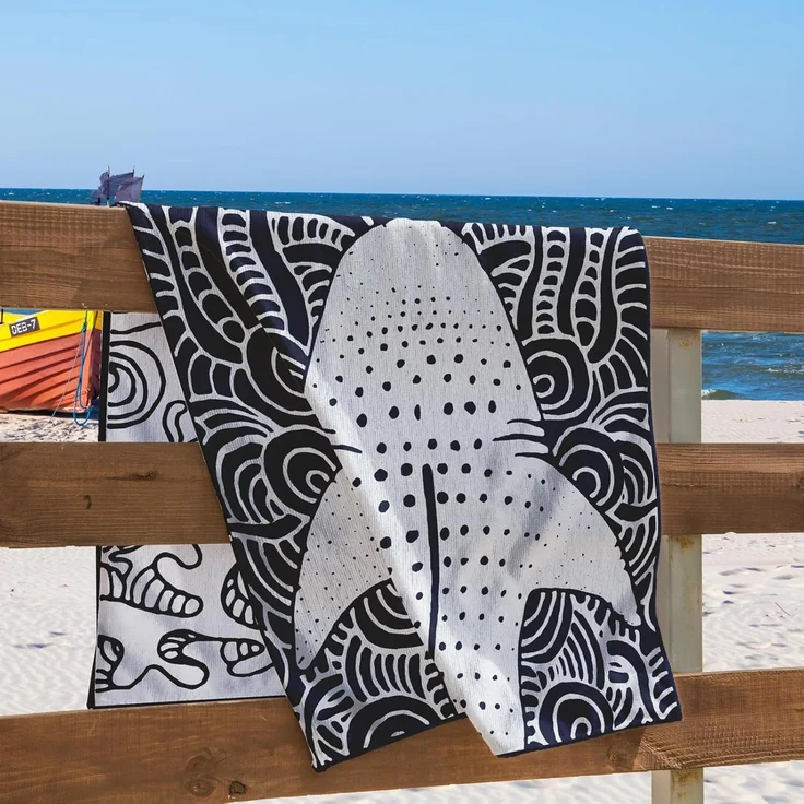 DecoKing Strandtuch groß 90x180 cm Baumwolle Frottee Velours Badetuch dunkelblau Marineblau blau weiß Haifisch Shark – Bild 3