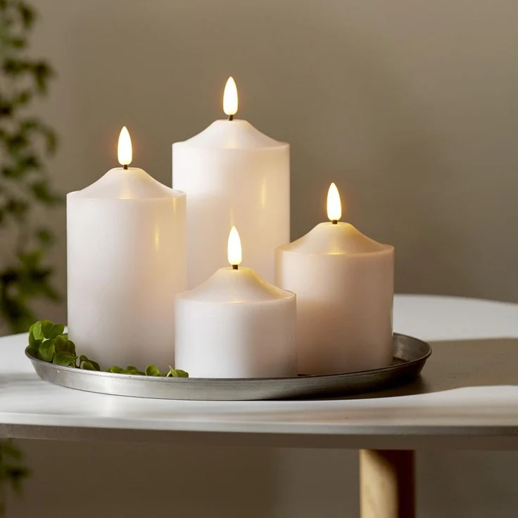 Kleine LED Blockkerze ,Flamme', Batterie und Timer, flackernd, warmweiß, 9,5cm – Bild 3