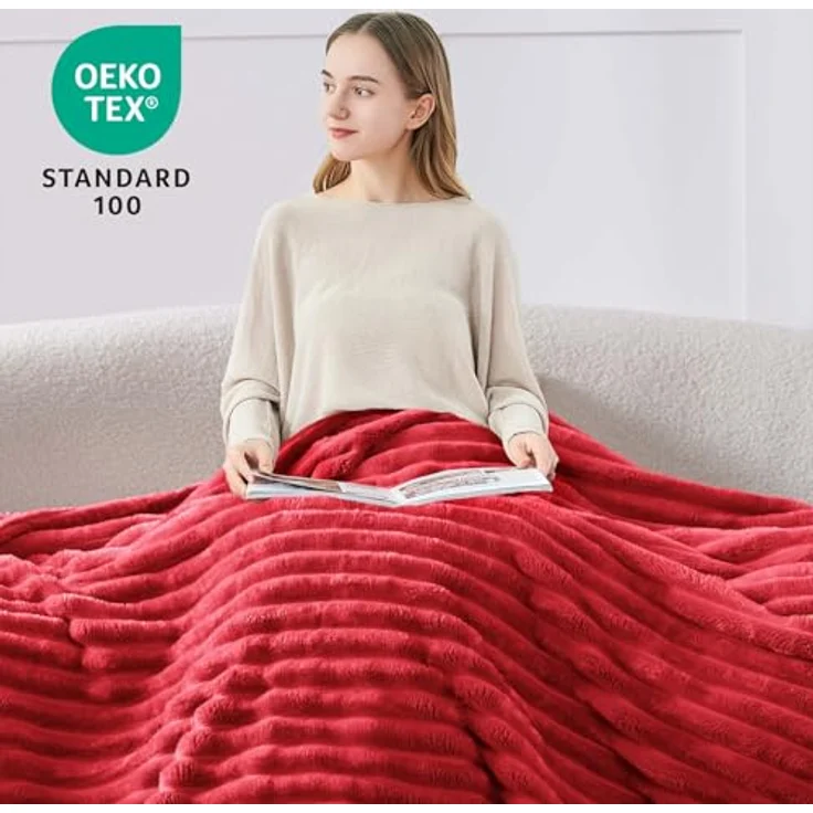 BEDELITE Kuscheldecke Flauschig Decke 150x200 - weiche XL Flanell Decken Rot für Couch, Deko Streifen Cord Fleecedecke als Couch Überwurf für Wohnzimmer, Twin Blanket Wide Use – Bild 3