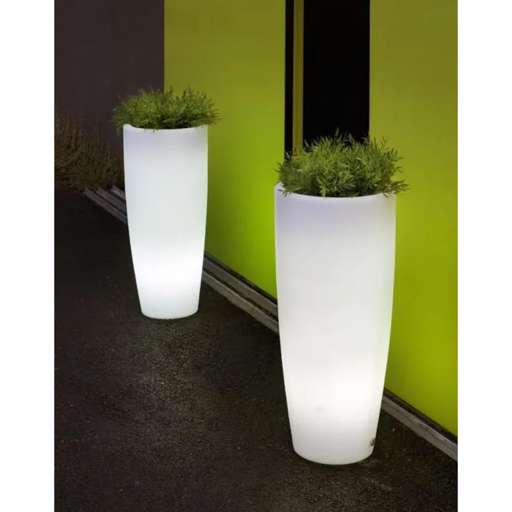 New Garden BAMBÚ 70 beleuchteter Pflanzkübel in weiss 230 Volt