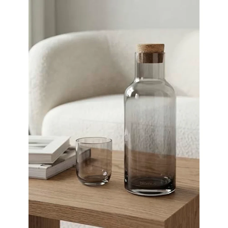 blomus Wasserkaraffe -HYDRA- Karaffe aus Glas, mit Korkdeckel, Wasserkrug, (1x Karaffe inkl. Korkdeckel), mundgeblasenes Glas, verschiedene Größen, raffinierte Eleganz – Bild 4