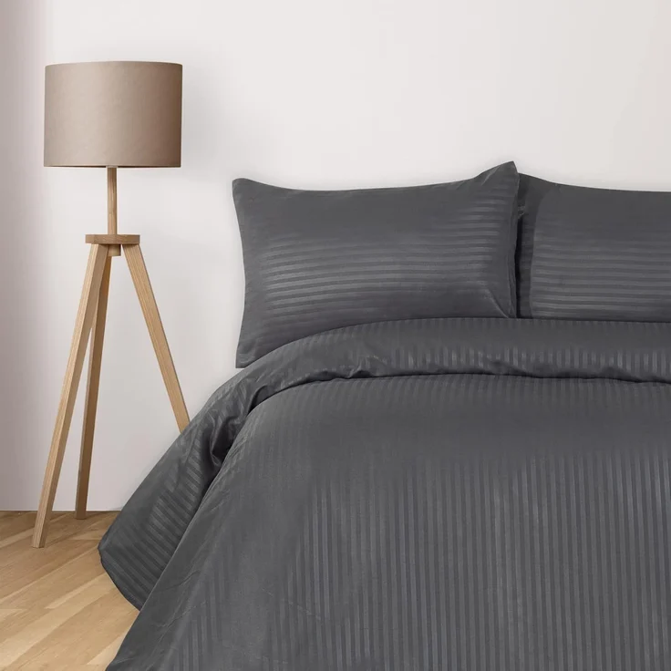Komfortec Bettwäsche Deluxe, 2&3 Teilig, 140x200 cm, 155x220 cm, 200x200 cm oder 220x240 cm, 100 % Mikrofaser (120 g/m), 2 teilig, Bettwäsche-Sets 140x200 cm mit Reißverschluss, Weich und Bügelfrei – Bild 1