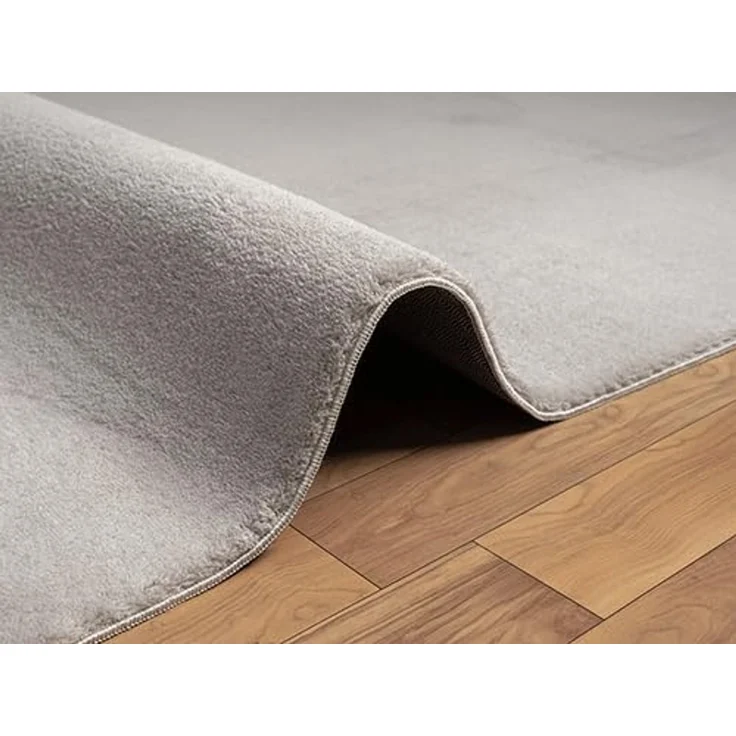 the carpet Relax kuscheliger Kurzflor Teppich, Anti-Rutsch Unterseite, Waschbar bis 30 Grad, Super Soft, Felloptik, Sand, 200x280 cm – Bild 3