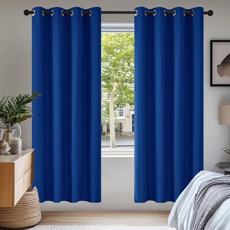 Deconovo Wärmeisolierende Vorhänge mit Ösen Schlafzimmer Königsblau | 2er Set, H200 x B140 cm, Vorhang Blickdicht，Gardinen mit Ösen, Verdunkelnd und Hitzeschutz，für Schlafzimmer und Wohnzimmer – Bild 1