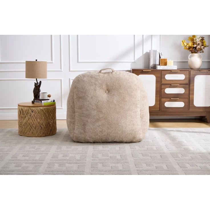 Sitzsack-Sessel mit Kunstfellbezug, Armlehnen und Schaumstoffflocken, weicher Lesesitz ohne Montage für Wohn- und Schlafzimmer, Beige – Bild 20