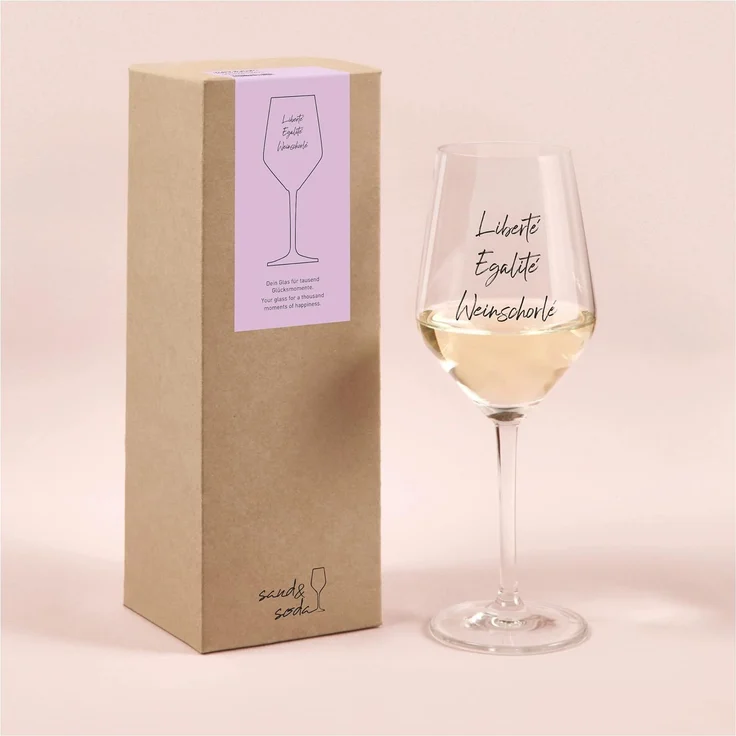 Sand & Soda 9500017 Modernes Weinglas mit trendigem Spruch Liberté, Egalité Weinschorlé, Geschenkbox – Made in Germany – Bild 3