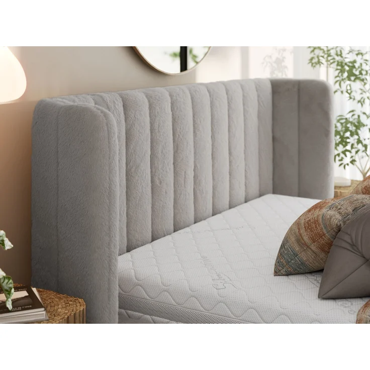 Polsterbett GOLETTA CLASSIC 180 x 200 cm mit gepolstertem Kopfteil, stabilem Bettrahmen, Lattenrost und Bettkasten mit Gasdruckfedern, Doppelbett, zeitloses Design - Hellgrau Plüsch – Bild 4