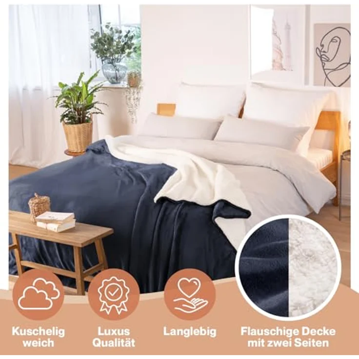 Blumtal Premium Sherpa Kuscheldecke flauschig - Wohndecke Kuscheldecke 130x150 cm - Oeko-TEX zertifizierte Fleecedecke 130x150 cm - Wohn- & Kuscheldecke - Wohndecke 130x150 cm in Dark Ocean - Blau – Bild 4