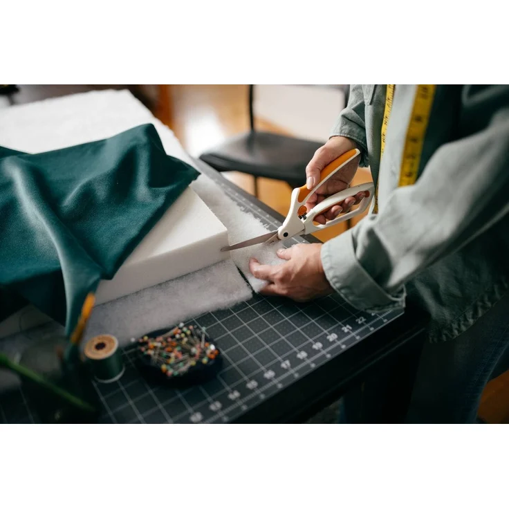 Fiskars Softgrip Stoffschere, Länge: 26 cm, Rostfreie Stahl-Klinge/Kunststoff-Griffe, Weiß, Easy Action, 1070070 – Bild 4