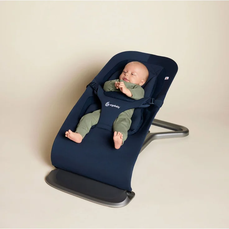 Ergobaby 'Evolve Bouncer' Babywippe für Neugeborene, Midnight Blue – Bild 10