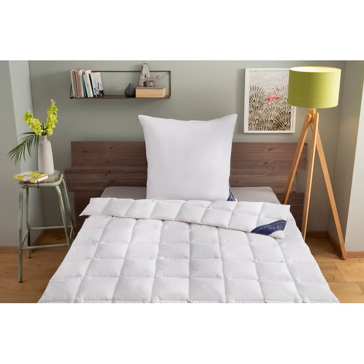 Excellent Daunenbettdecke Wien, Bettdecken für Sommer und Winter, Decke, Füllung: 90% Daunen, 10% Federn, Bezug: 100% Baumwolle, Bettdecke 135x200 cm, made in Germany, allergiker geeignet (Hausstaub) – Bild 1
