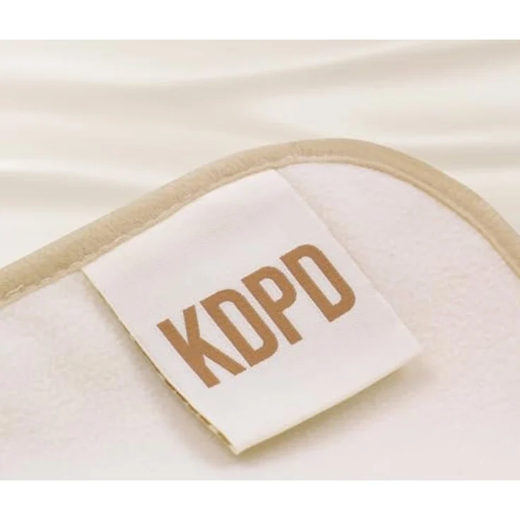KDPD® - Das Original | beige 60x60 cm | wasserdichte Wickelunterlage aus weichem Polarfleece | saugstarke und waschbare Kinderdecke – Bild 5