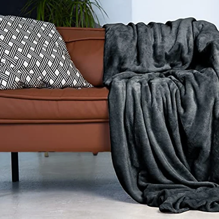Wohndecke Kuscheldecke super weich & flauschig – warme Fleecedecke, Gräfenstayn, warme Wolldecke, Sofadecke & Tagesdecke - Überwurf Sofa, Couch – Bild 6