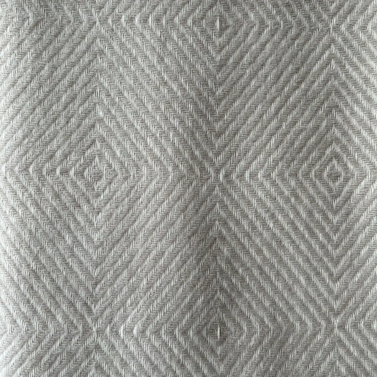 Wolldecke Plaid mit Fransen 100% Schurwolle (140x180 cm, Raute Light Beige) – Bild 6