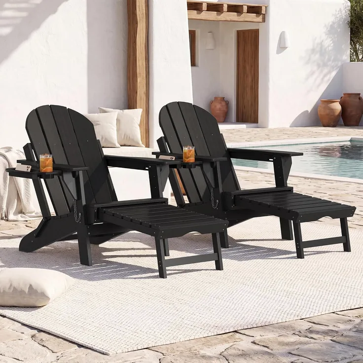 Aoxun Adirondack-Loungesessel mit ausziehbarer Fußstütze & Getränkehalter, 133 x 52 x 90 cm, klappbarer Gartensessel aus HDPE-Kunststoff in Holzoptik, wetterfest für Terrasse, Balkon & Rasen, Schwarz