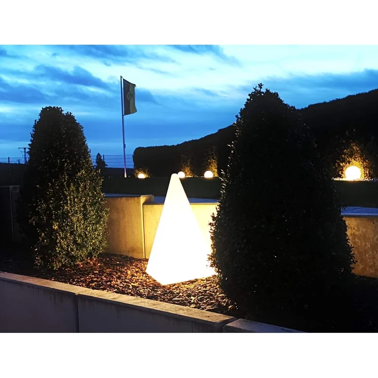 TRANGO LED Gartenleuchte, 7231-60L IP65 LED Gartenlampe, Außenlampe, Leucht-Figur *PYRAMIDE* 60cm weiß inkl. ca. 5 Meter Zuleitungskabel inkl. LED Leuchtmittel, Wegbeleuchtung, Außenleuchte, Gartenstrahler