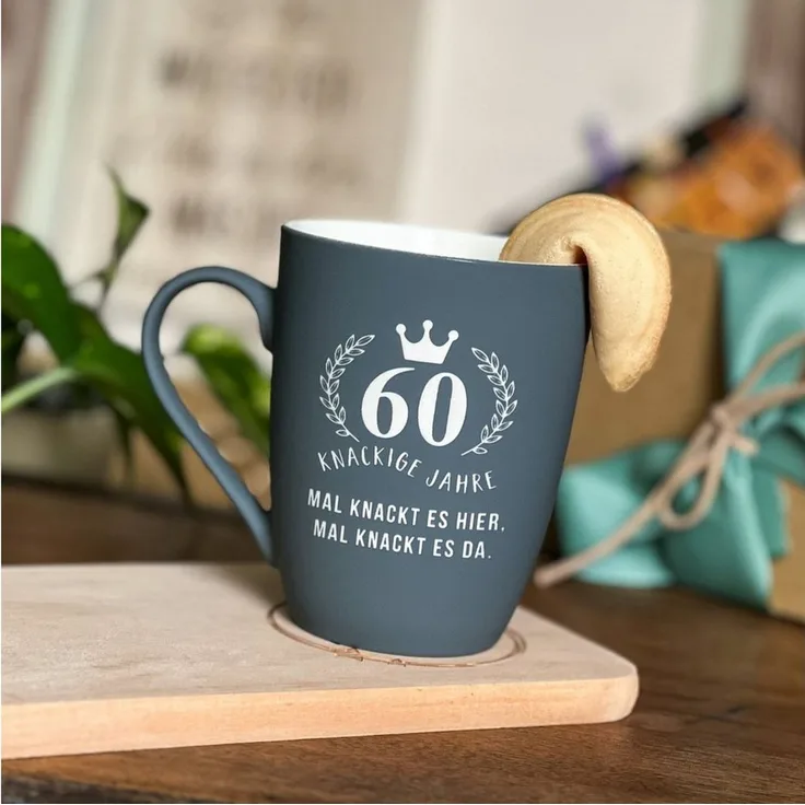 Spruchreif® Tasse SOFT-TOUCH-Tasse mit beidseitiger Gravur, Geschenke für die Familie