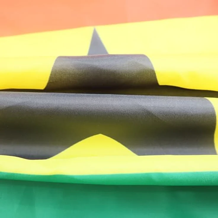 AZ FLAG Ghana-Flagge, 150x90 cm, mit 4 Ösen, Ghanaischer Pavillon für Balkon oder Wand – Bild 3