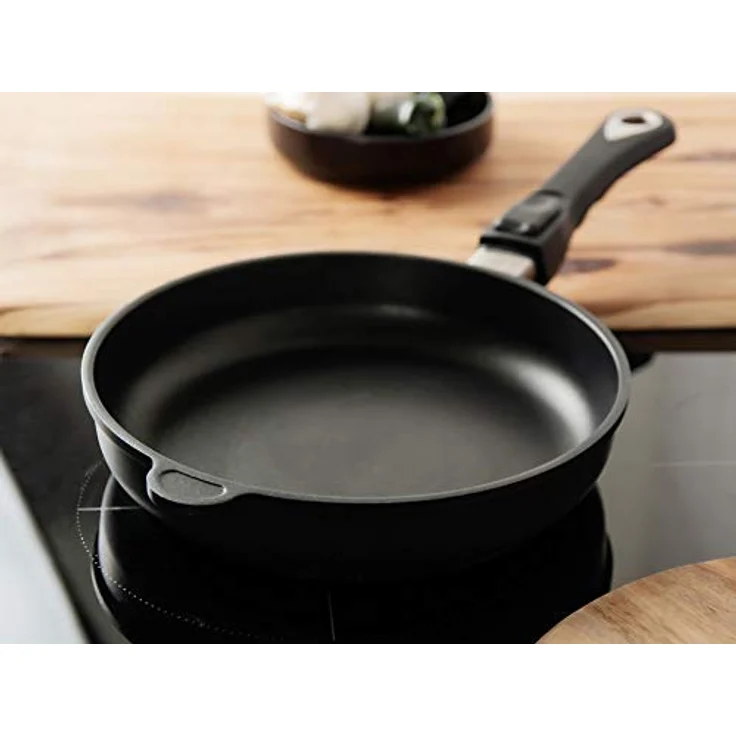 AMT Gastroguss Bratpfanne mit festem Griff, 4,0 cm, Ø 20 cm – Bild 3