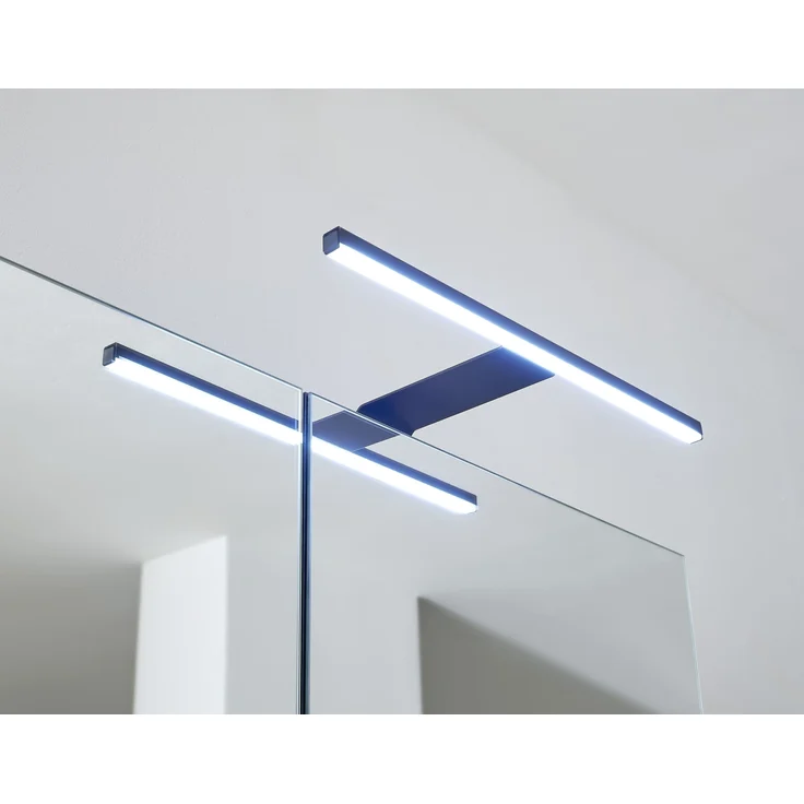 Badezimmerspiegelschrank >Denver< LED, Steckdose, grau matt / evoke eiche Dekor - 60x75x22 (BxHxT) – Bild 5
