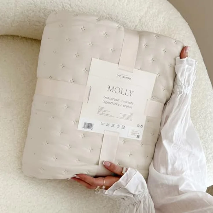 ROOM99 Molly Elegante Tagesdecke in Creme 200x220 cm Vielseitige Wohndecke als Bettüberwurf oder Sofaüberwurf Überwurfdecke für Bett und Sofa Steppdecke Stil Ideal als Bedspread – Bild 4