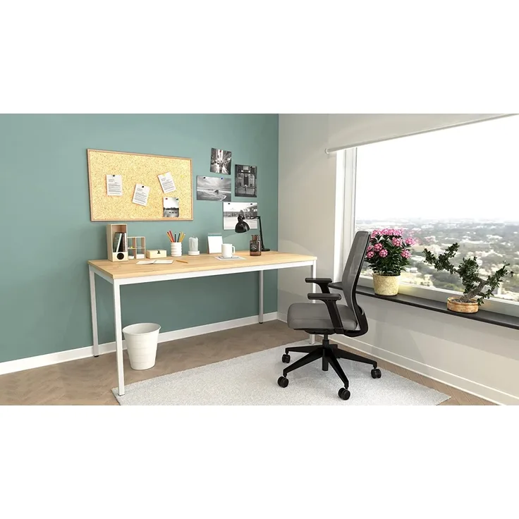 Furni24 Rechteckiger Universaltisch mit laminierter Platte Eiche 140 x 80 x 75 cm, Metallgestell und niveauausgleichs Füßen, ideal im Homeoffice als Schreibtisch, Konferenztisch, Computertisch, Esstisch