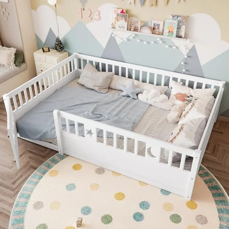 Ball & Cast Bodenbett (140x190 cm), Kids Bed und Jugendbett mit Stern- & Monddekoration, Kinderbett 90x200 mit rausfallschutz, Weiß – Bild 1