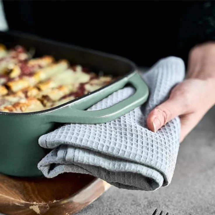 Springlane Auflaufform aus Gusseisen, in verschiedenen Farben – Emaillierte Lasagneform, Gusseisen, Robust, emailliert, für alle Herdarten geeignet – Bild 8