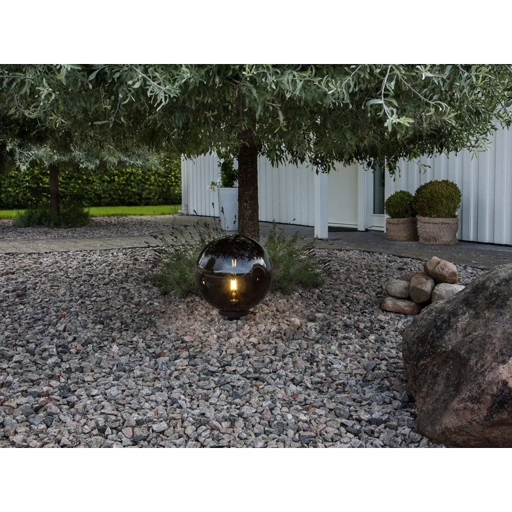 Große Outdoor-Kugelleuchte ,Orby' mit Erdspieß, E27, rauchgrau, Ø 40cm – Bild 3