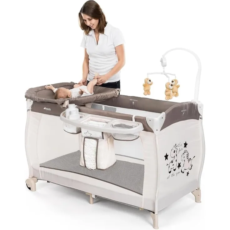 Hauck Baby-Reisebett Babycenter Zoo, 8-tlg, mit Neugeborenen-Einsatz, Wickelauflage, Spielbogen & Spieluhr, Rollen
