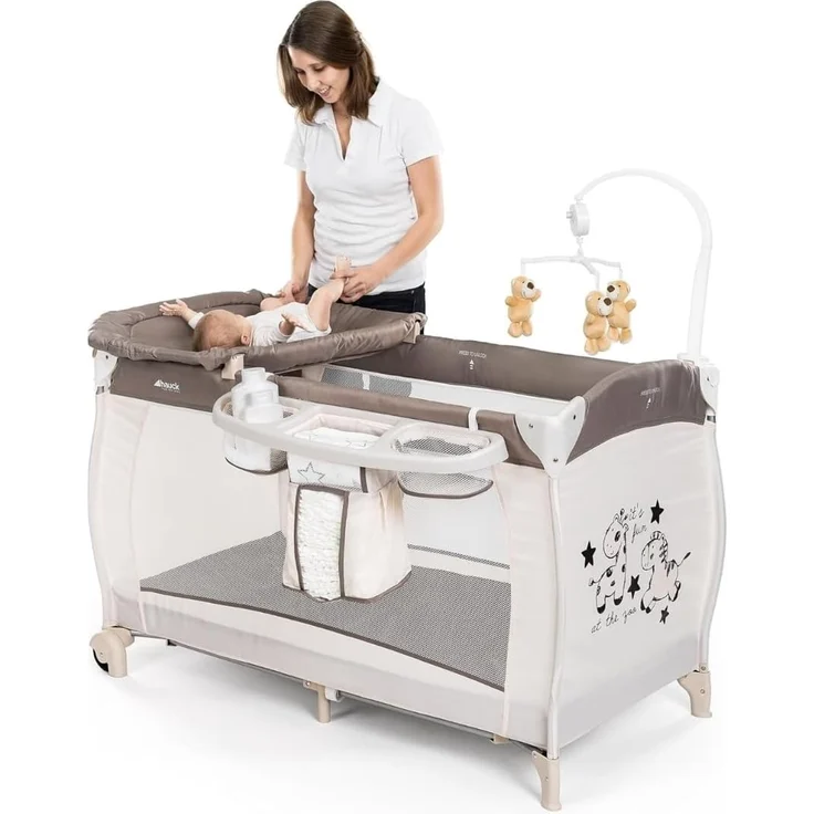 Hauck Baby-Reisebett Babycenter Zoo, 8-tlg, mit Neugeborenen-Einsatz, Wickelauflage, Spielbogen & Spieluhr, Rollen – Bild 1