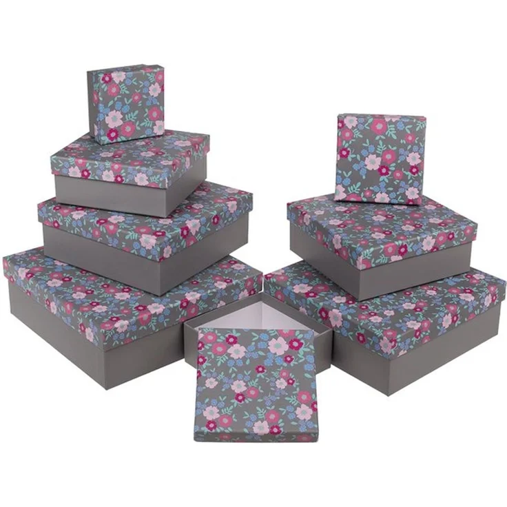 8 graue Geschenkkartons mit Frühlingsblumen in verschiedenen Größen – Bild 4