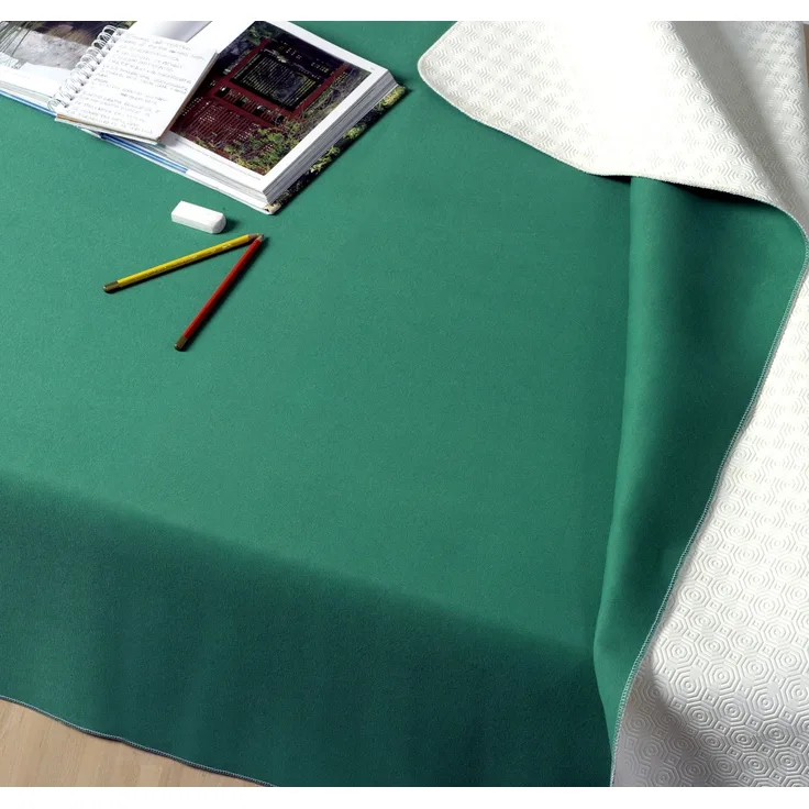 GEMITEX Molle Tischschutz, hergestellt in Italien, rutschfest, stoßfest, doppelseitig, weiß/grün, 140x140 cm, dekoriert und schützt Ihren Tisch vor Stößen, Kratzern und Flüssigkeiten, mit