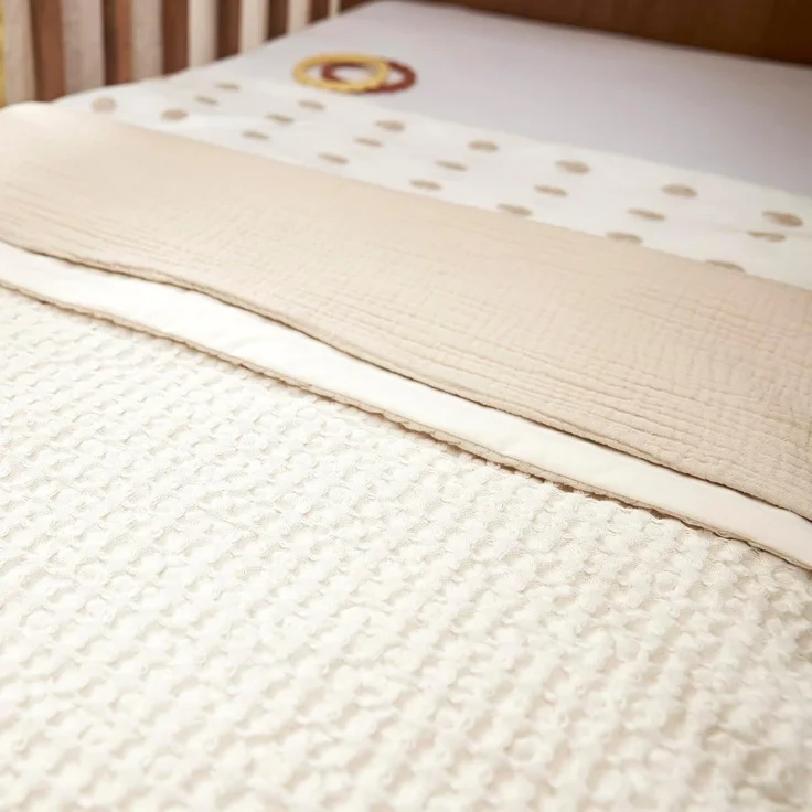 Meyco Waffel Babydecke - 75 x 100 cm - Natur Créme – Bild 4