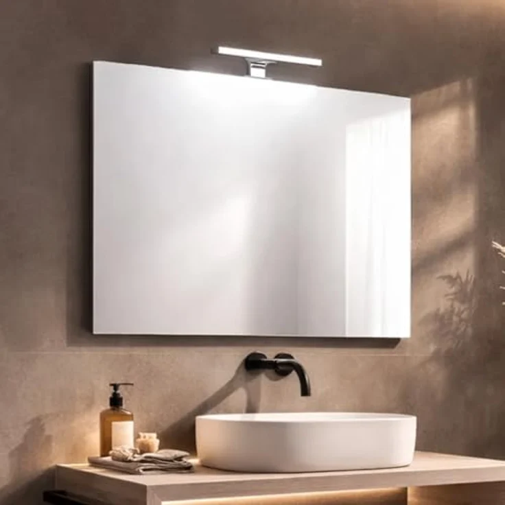KIAMAMI VALENTINA Spiegel mit LED-Lampe, reversibel, 80x70 cm, grauer ABS-Rahmen und verchromte Lampe – Bild 1
