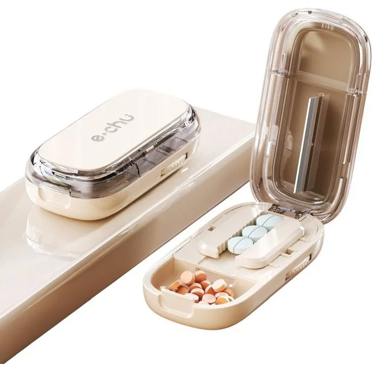 MEGAGOODS Pillendose Tablettenzerteiler Pillenschneider mit Fach tragbar und staubdicht DE.