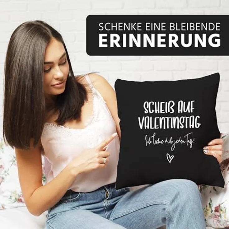 MoonWorks Dekokissen Kissen-Bezug Geschenk Valentinstag Scheiß auf Valentinstag Ich liebe dich jeden Tag Valentinstagsgeschenk Kissen-Hülle Deko-Kissen Baumwolle MoonWorks® – Bild 5