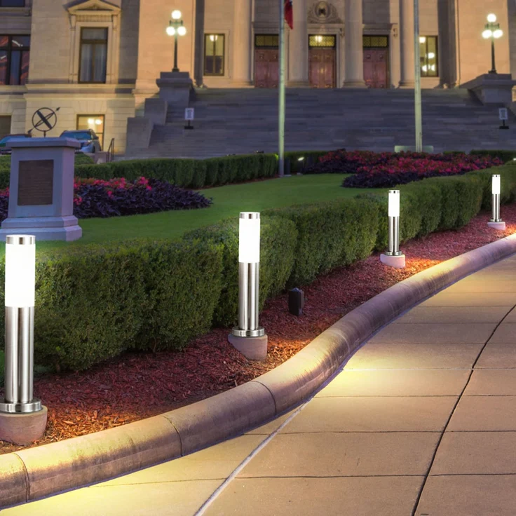 Vier elegante LED Stehleuchtung für den Außenbereich – Bild 6