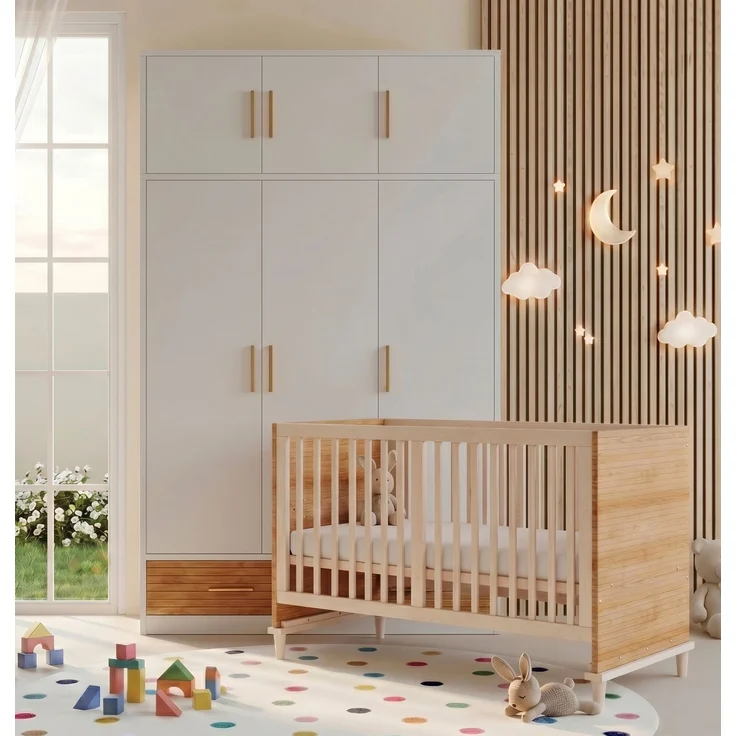 Merax 3-türiger Kleiderschrank + Gitterbett, Babyzimmermöbel, Kinderzimmermöbel-Set, Schlafzimmermöbel, freistehender Kleiderschrank mit Aufsatzschrank (120 x 50 x 180 cm), Babybett (70 x 140 x 87 cm), Naturholz – Bild 2