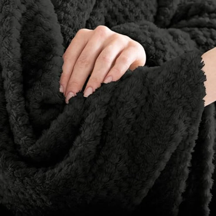 DecoKing Kuscheldecke 170x210 cm schwarz Decke Microfaser Wohndecke Tagesdecke Fleece weich sanft kuschelig skandinavischer Stil Henry – Bild 7