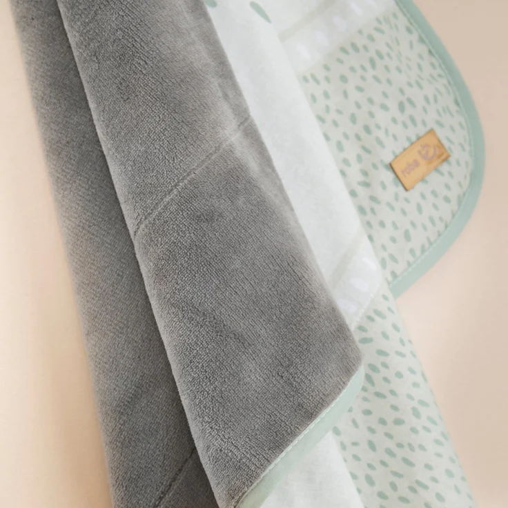 roba Babydecke 'Woodland Buddies' 80 x 80 cm - 2-seitige Decke - Pastellgrün & Silbergrau – Bild 3