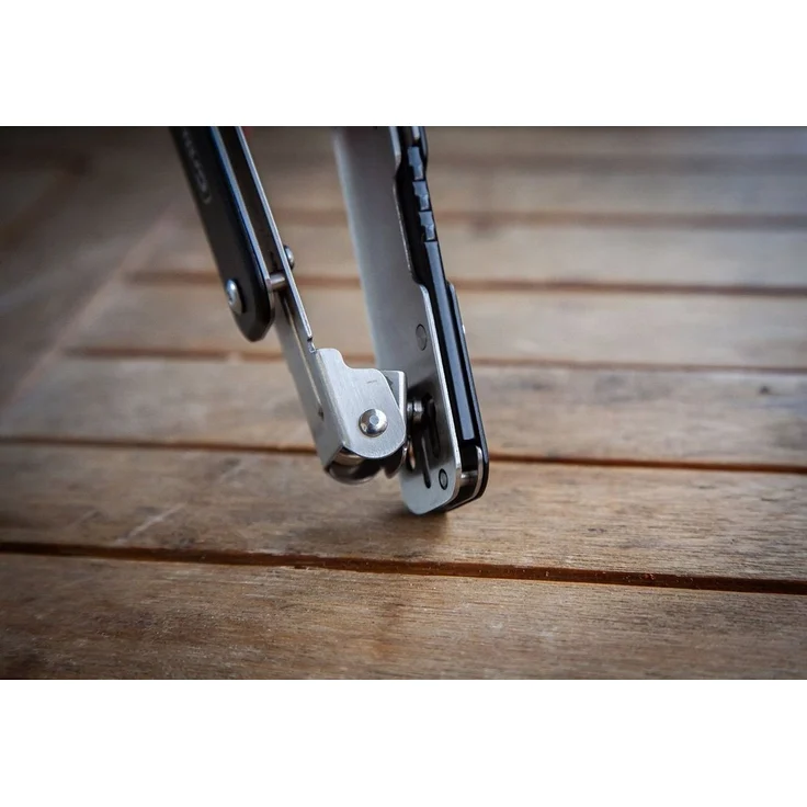 Grillfürst Grillzange Grillfürst BBQ - Multitool - 4in1 Grillbesteck, BBQ Tool, Outdoor Grillbesteck – Bild 4