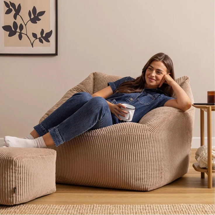 Icon Natalia Sitzsack Sessel mit Hocker für Erwachsene, Mokkabraun, Flauschiger Cord Stoff, Riesen Sitzsack Cord mit Füllung, Bean Bag Chair, Bequemer Sessel Wohnzimmer, Lounge, Schlafzimmer, Büro – Bild 1