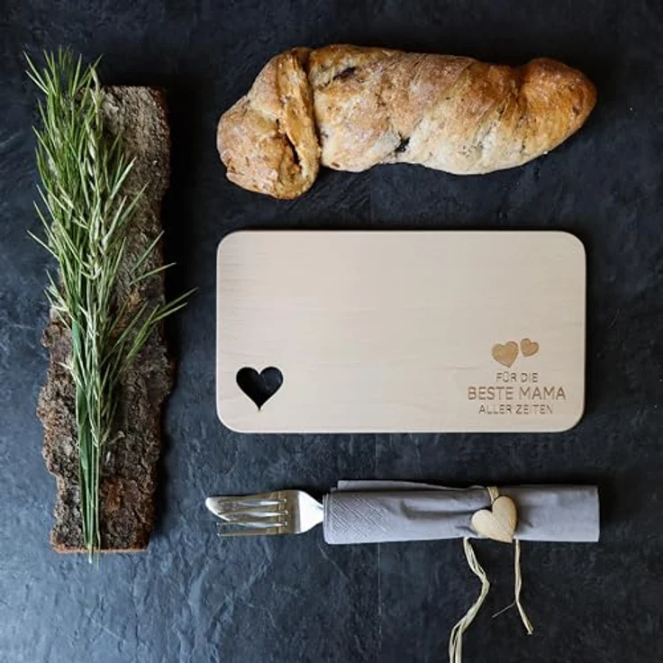 Spruchreif® Frühstücksbrett Frühstücksbrettchen aus Holz · Brotzeitbrett mit Gravur · Geschenk für Familie · Holzbrettchen mit Herzausschnitt – Bild 8