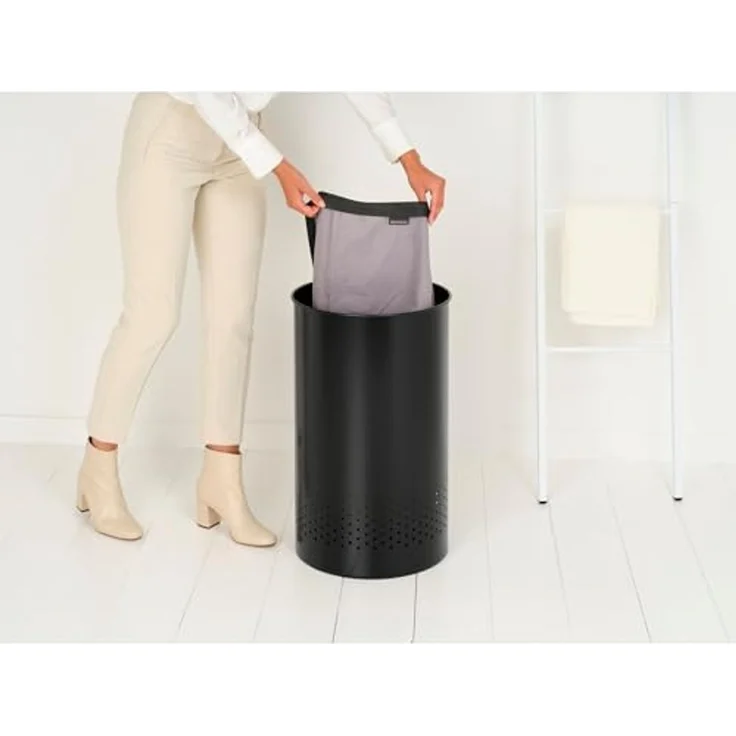 Brabantia Wäschebox Matt Black, 60 L, mit herausnehmbarem Wäschesack – Bild 6